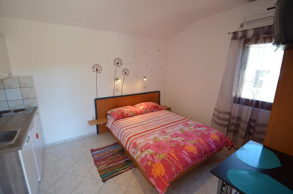 Apartments Goga Mali Losinj Ngoại thất bức ảnh