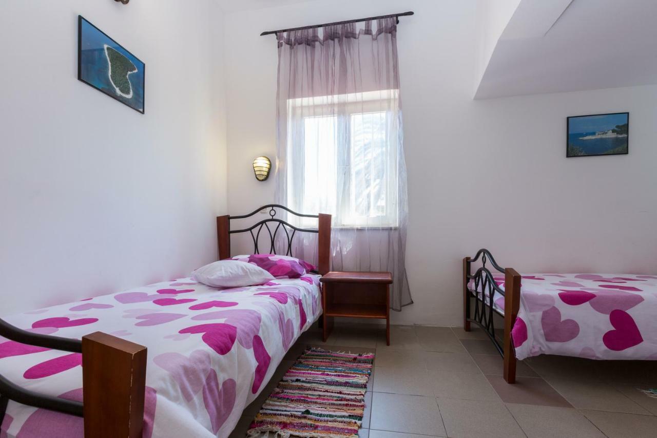 Apartments Goga Mali Losinj Ngoại thất bức ảnh