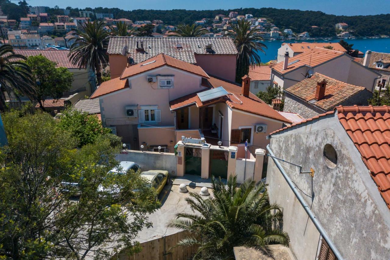 Apartments Goga Mali Losinj Ngoại thất bức ảnh