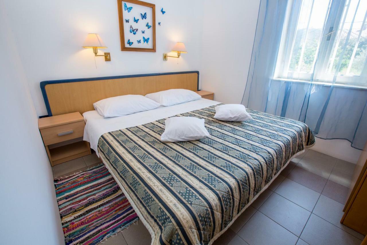 Apartments Goga Mali Losinj Ngoại thất bức ảnh
