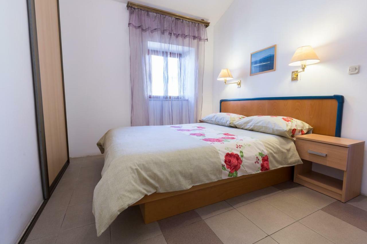 Apartments Goga Mali Losinj Ngoại thất bức ảnh