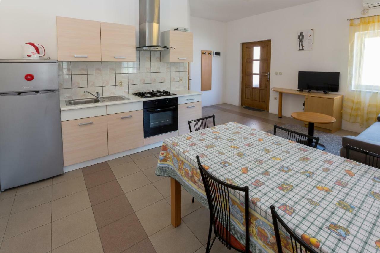Apartments Goga Mali Losinj Ngoại thất bức ảnh